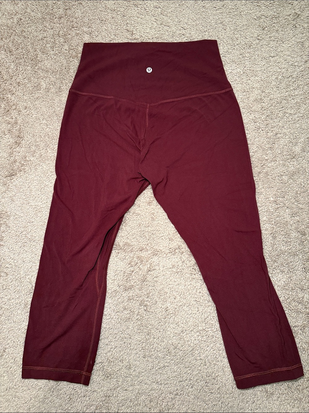 Lululemon women's Maroon High-Rise Cropped Leggings
